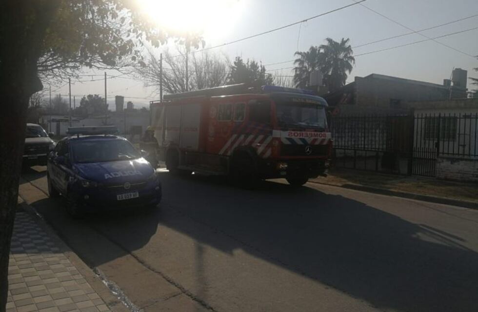 Alta Gracia: se incendió el quincho de una vivienda de barrio Cámara