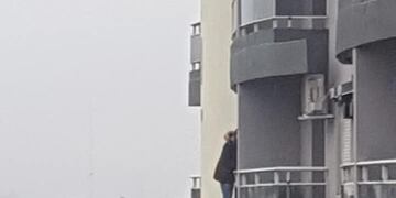 Salvaron en Posadas a una mujer que amenazaba con arrojarse al vacío