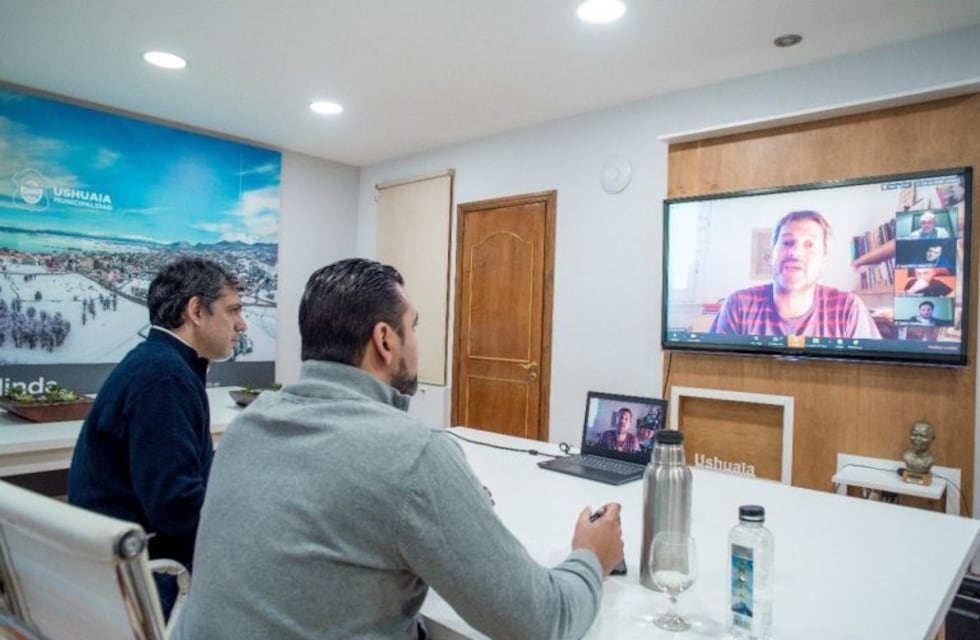 Lammens, Vuoto y Rodriguez participaron de la reunión de la Agencia de Desarrollo Ushuaia