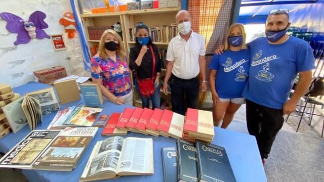 Panza Caliente biblioteca