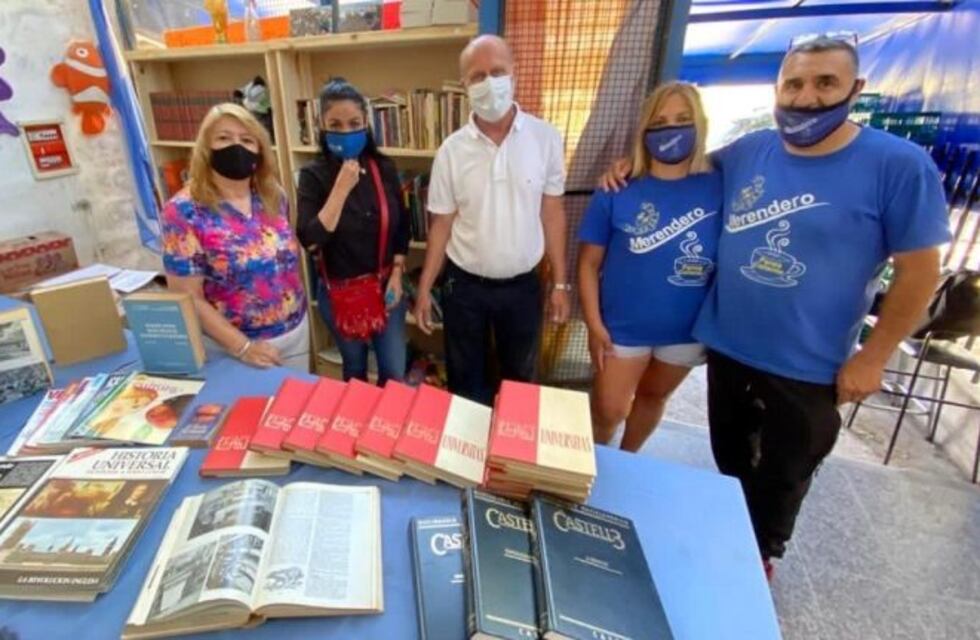 Alimento para la mente: el merendero Panza Caliente estrenó biblioteca y ahora brinda clases de apoyo escolar