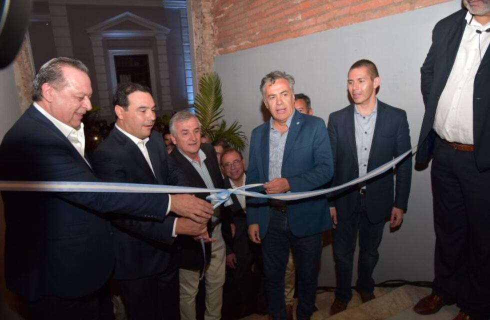 Valdés suscribió un convenio de cooperación turística con sus pares de Mendoza y Jujuy