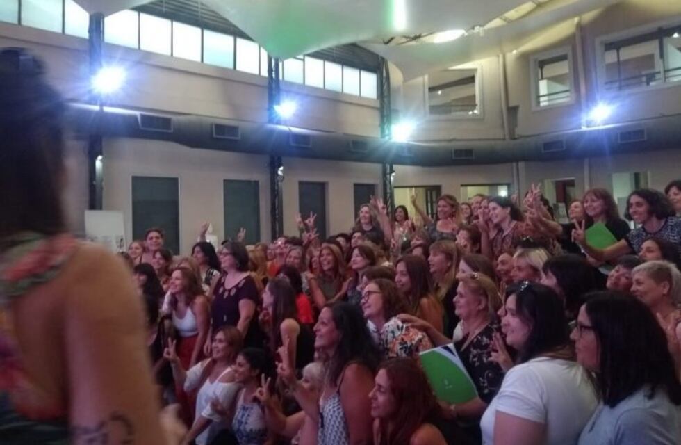 La concejala Tatiana Lescano presente en un encuentro de mujeres de La Federación Argentina de Municipios