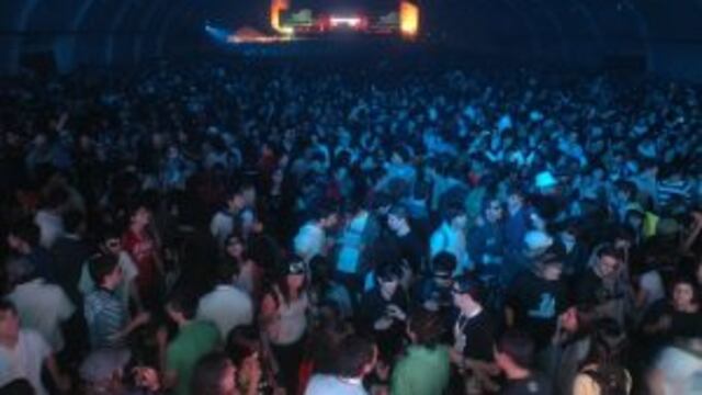 Intendentes y jefes comunales apuntan a unificar criterios legales sobre la actividad nocturna.