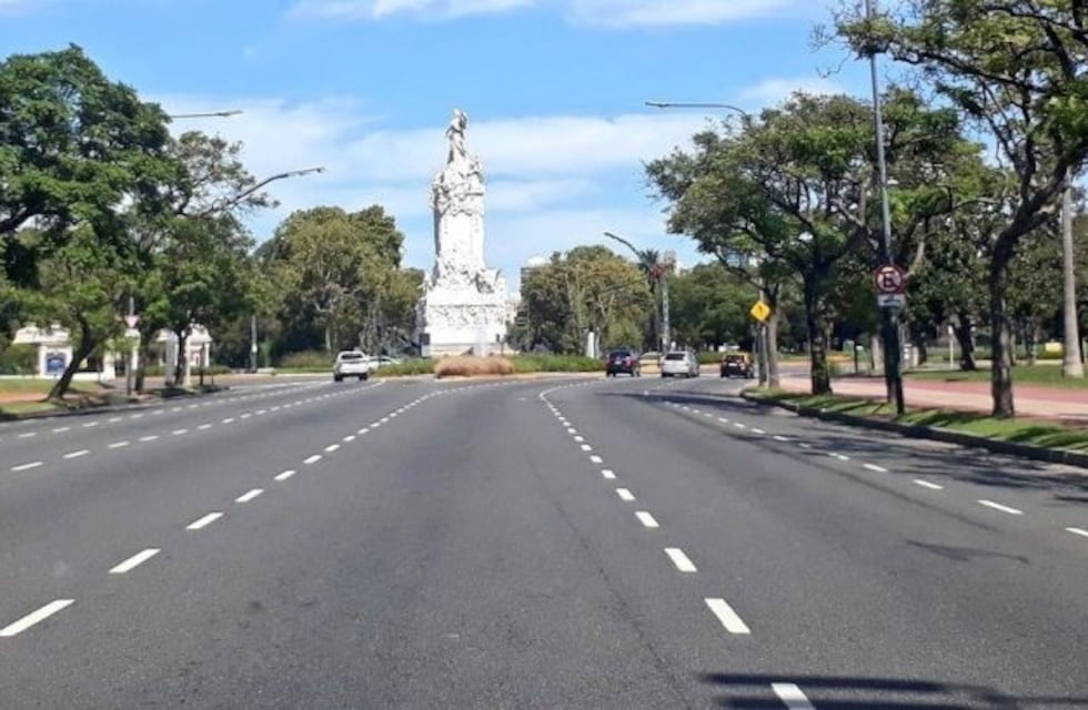 La Ciudad iluminará monumentos con colores de España por Fiesta Nacional del país europeo