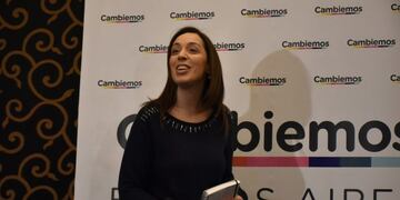 DYN15, BUENOS AIRES, 1408/2017, LA GOBERNADORA MARIA EUGENIA VIDAL ACOMPAÑADA DE ESTEBAN BULLRICH, GRACIELA OCAÑA, TOTY FLORES, GLADYS GONZALEZ, ENTRE OTROS, BRINDA CONFERENCIA DE PRENSA EN UN HOTEL CENTRICO\u002E FOTO:DYN/EZEQUIEL PONTORIERO\u002E