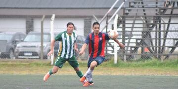 Maximiliano Bossi se fue expulsado por doble amarilla (Jugador de Los Cuervos)