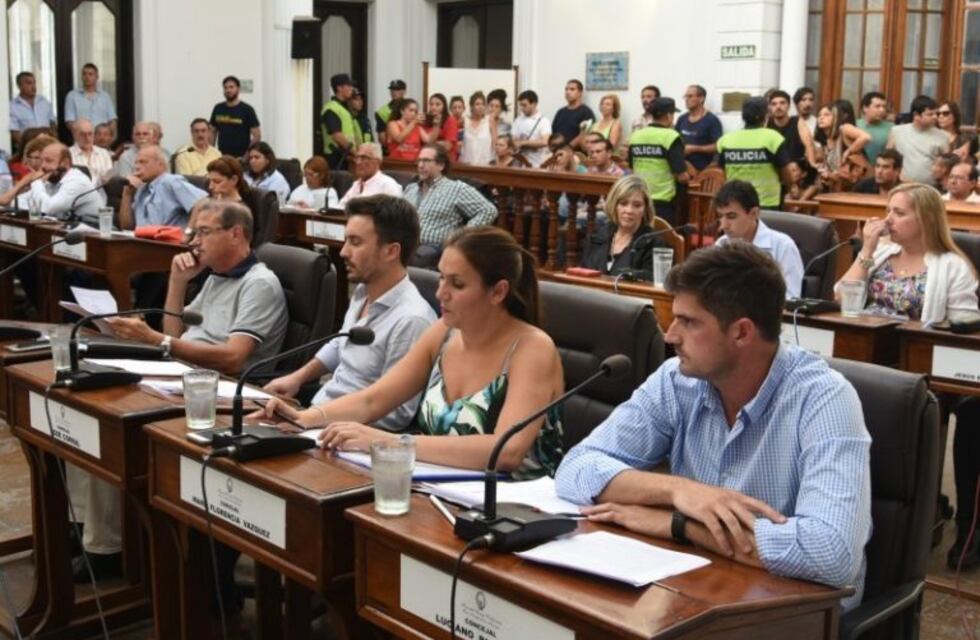 Semana clave para debatir el Presupuesto 2019 y podría tratarse la suba del boleto