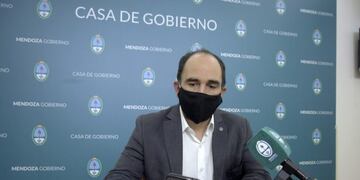 El director general de Escuelas, José Thomas\u002E