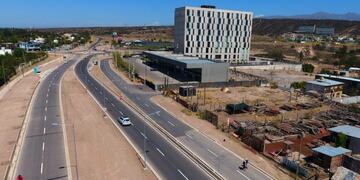 Rodolfo Suarez habilitó el primer tramo de la modernización de la Ruta Panamericana