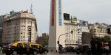 DYN02, BUENOS AIRES 02/12/2016, EL OBELISCO PORTEu00d1O PRESENTA UNA BANDERA DE LA INCLUSIu00d3N, EN EL MARCO DEL Du00cdA INTERNACIONAL DE LAS PERSONAS CON DISCAPACIDAD.FOTO:DYN/EZEQUIEL PONTORIERO.