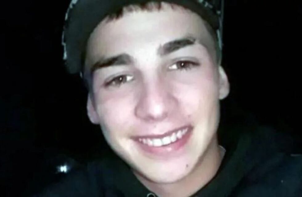 Berisso: mataron de una puñalada a un adolescente y detuvieron a un sospechoso de 16 años