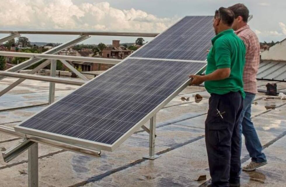 Escuelas con tecnología solar aportarán energía a la red pública en Jujuy