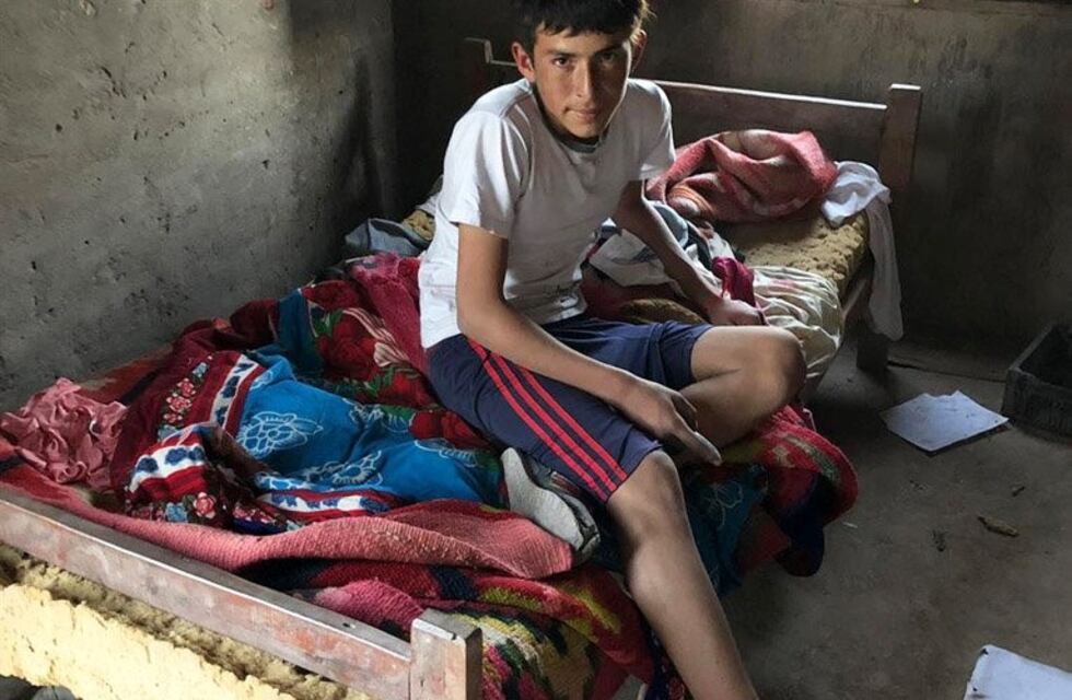 El sueño del menor santiagueño de la cama para él solo