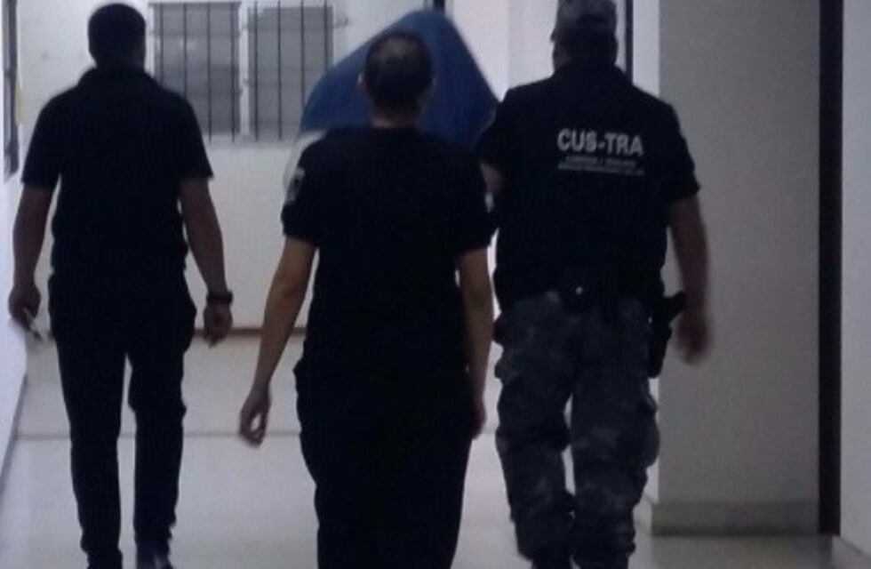 Piden la detención de dos penitenciarios por torturar a un preso en San Luis