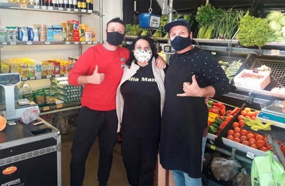 Reinventarse en tiempos de pandemia: boliches y bares convertidos en verdulerías