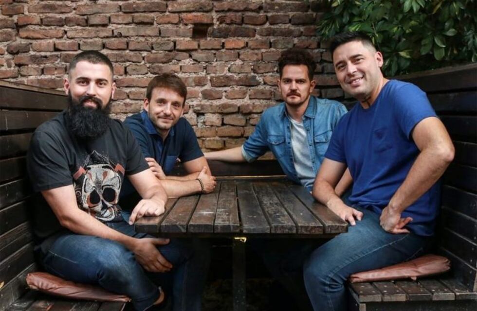 Ahyre presenta su nuevo single con Abel Pintos como invitado