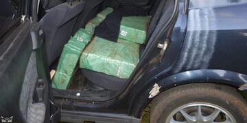 Gendarmería incautó 100 kilos de marihuana\u002E (@gendarmeria)