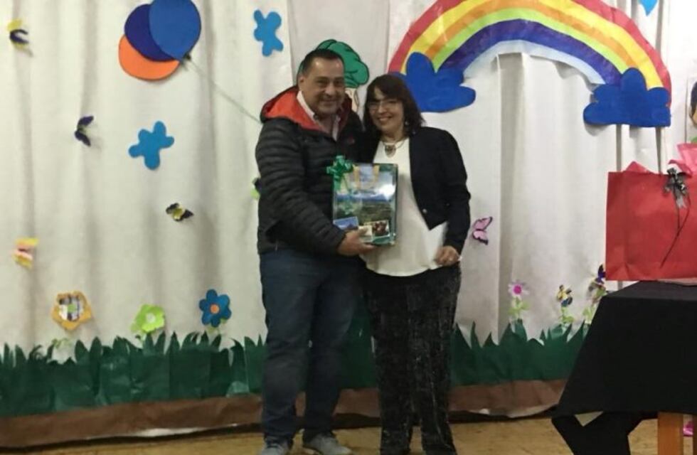 Los Antiguos: presentaron el libro Ilusiones Perdidas