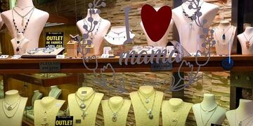 Gran variedad de joyas en Ariel Tondo