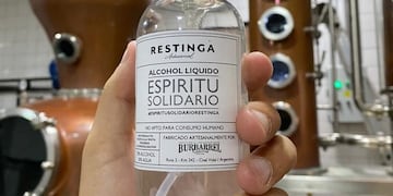 Solidaridad: una destilería de gin donó alcohol a la Municipalidad de General Pueyrredon y Mar Chiquita (Foto: La Capital)