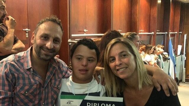 La historia de Valentín, un joven con síndrome de Down que se egresó de la secundaria