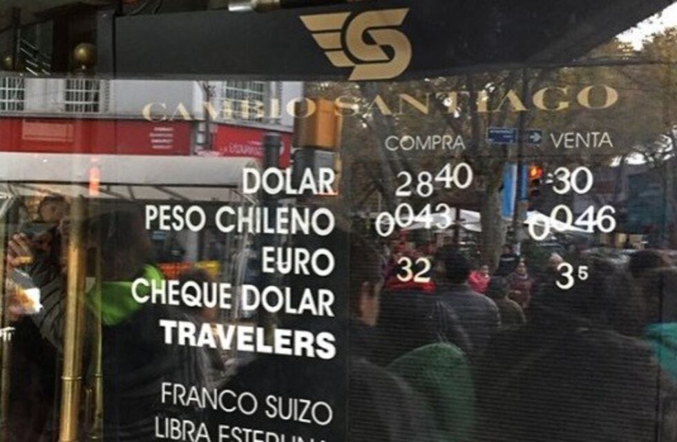 En Mendoza el dólar se vendió a $30