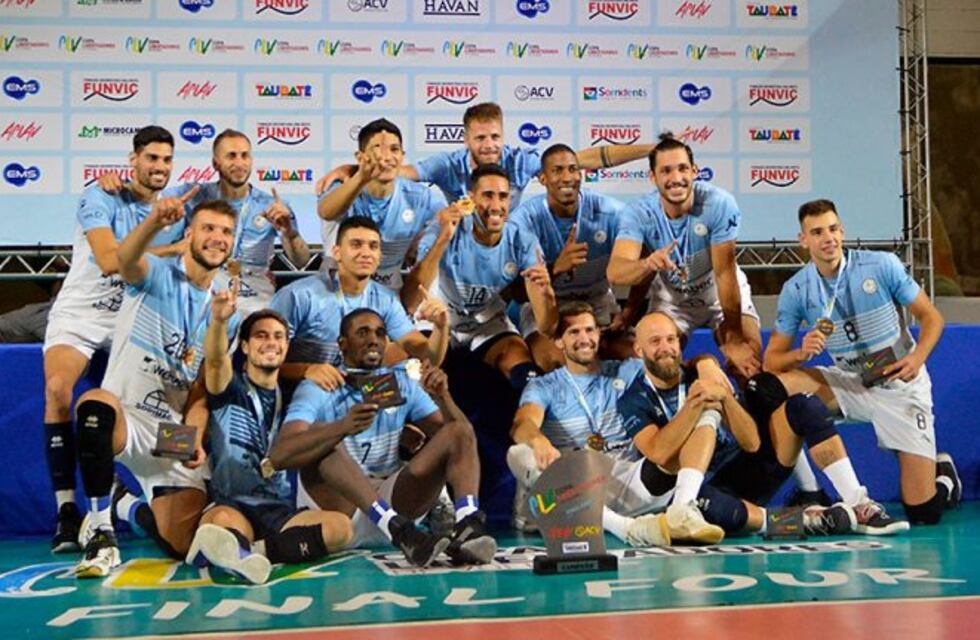 El equipo de Tinelli ganó la Copa Libertadores de Vóleibol y el conductor lo festejó en las redes
