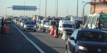 Ingreso a la Capital Federal\u002E (Foto: Guillermo Rodríguez Adami/Clarín)