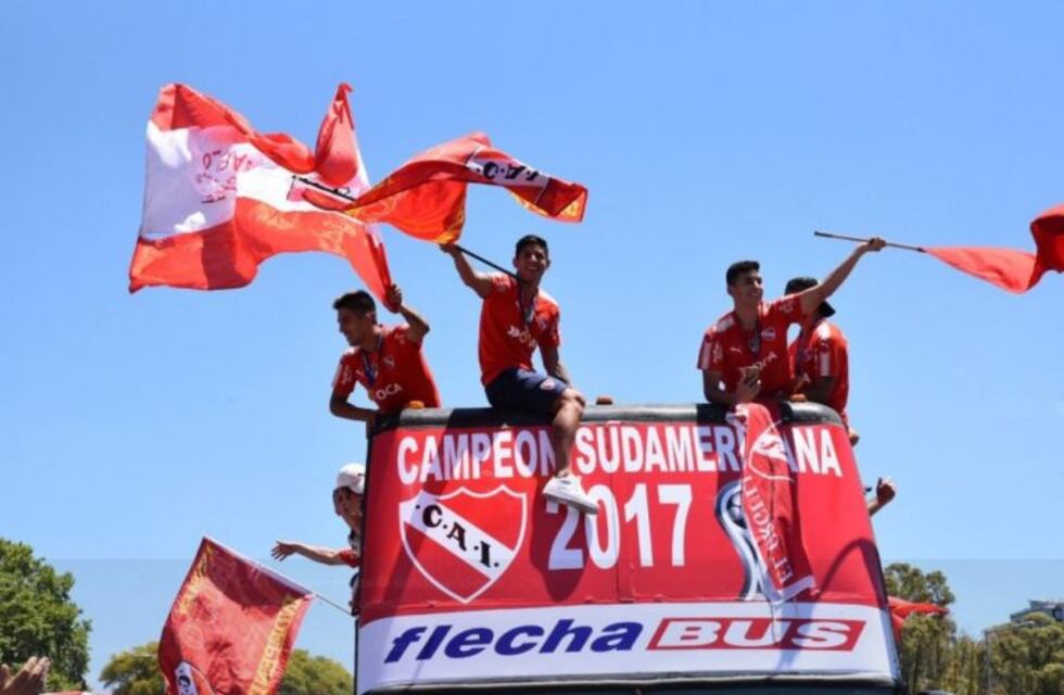 La caravana del campeón: las mejores fotos de la fiesta de Independiente