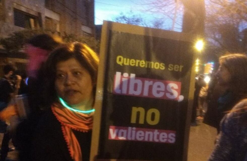 Mujeres rosarinas emprendieron una Caravana Nocturna por una ciudad libre de violencia