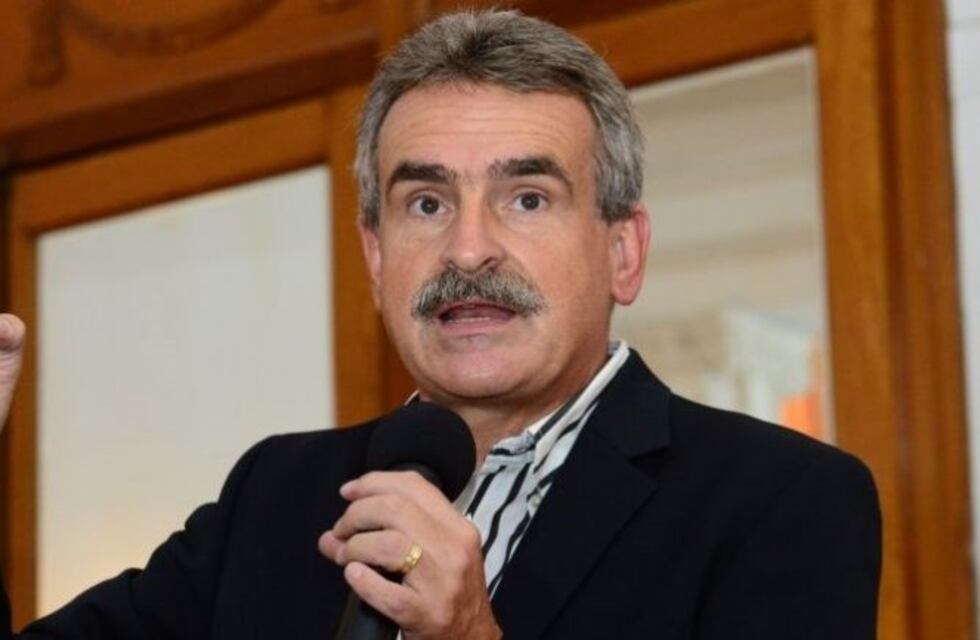 Rossi: "El Frente Justicialista es el único espacio político que puede ganarle a este modelo económico"