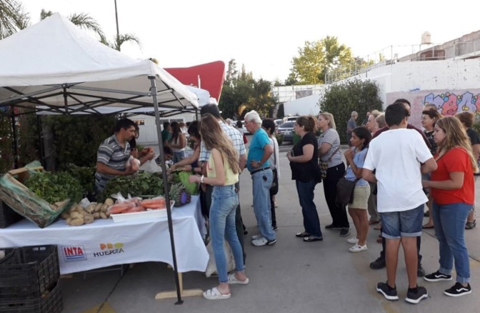 Vuelve la Feria Verde con productos directos de la huerta
