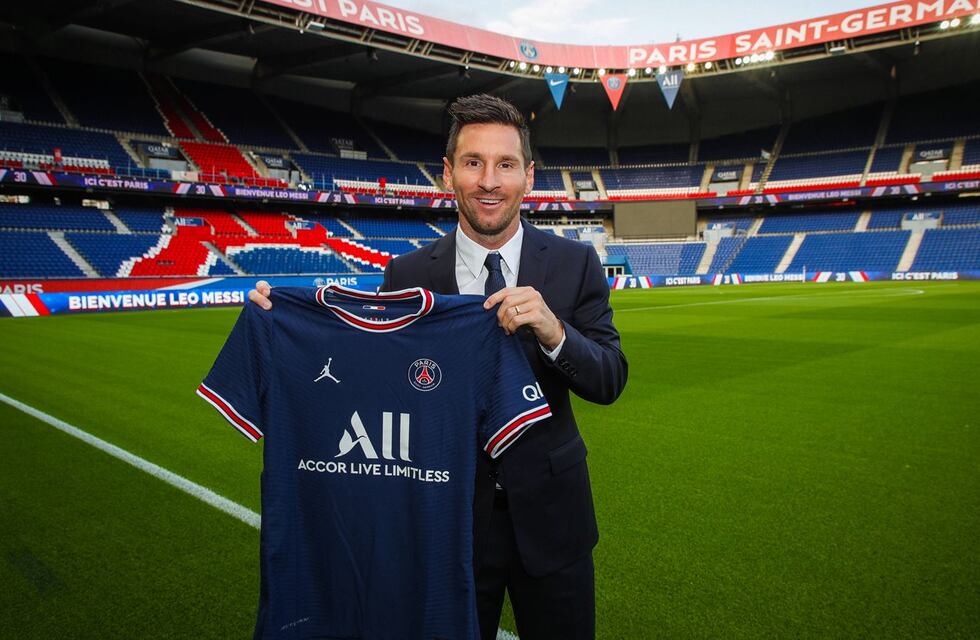 Ya se puede comprar la camiseta de Messi y está casi agotada