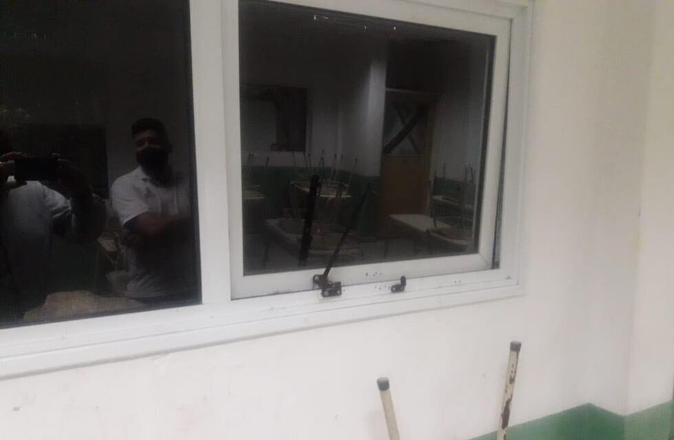 Robaron en una escuela de La Cumbre y se llevaron más de veinte notebooks