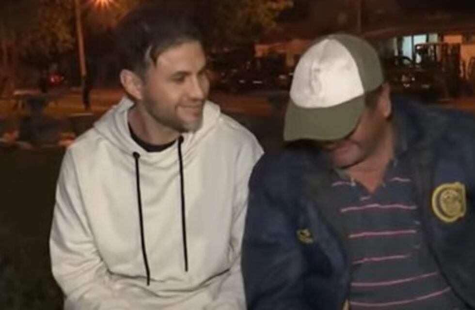 Así fue el reencuentro del joven y el cartonero que se hicieron virales por un acto solidario en Rosario