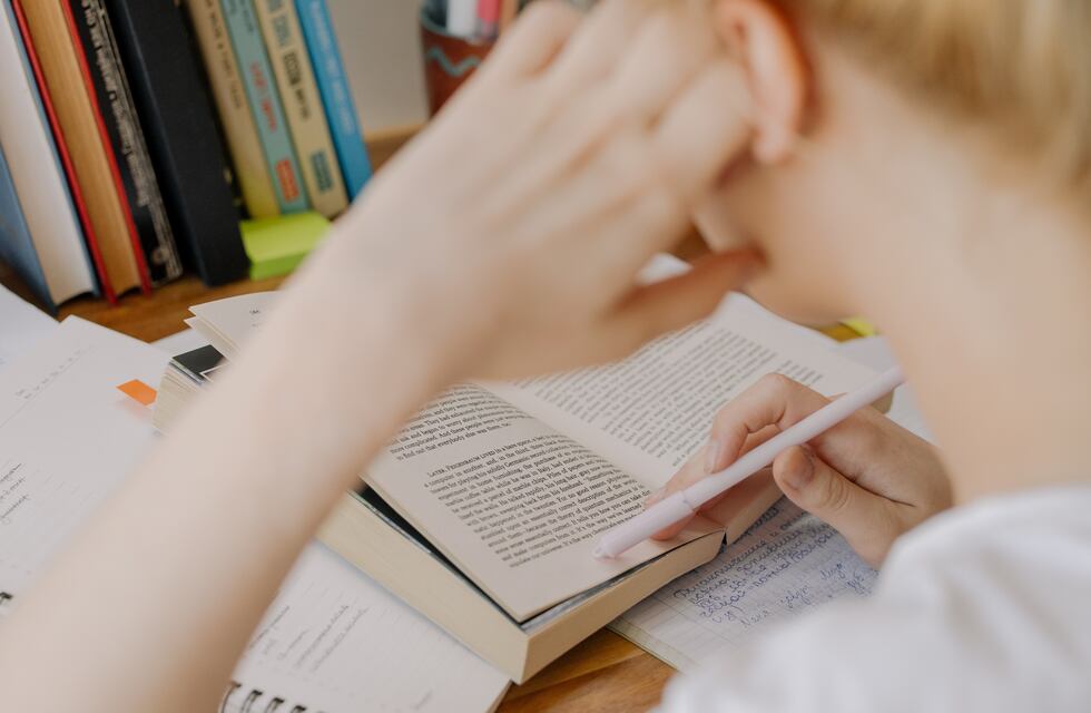 Estudiantes reclaman que el ingreso a Medicina en Salta es demasiado duro
