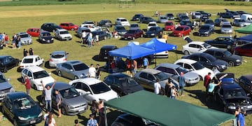 5to encuentro multimarcas de autos en Aldea Brasilera.