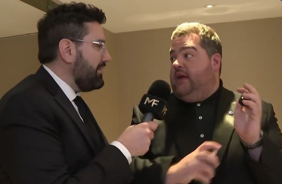 El crossover menos pensado: Damián Betular y Darío Barassi protagonizaron un divertido momento en los Martín Fierro 2023