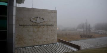 Por la niebla, viajeros pasaron la noche en el Ambrosio Taravella a la espera de la reprogramación de vuelos.