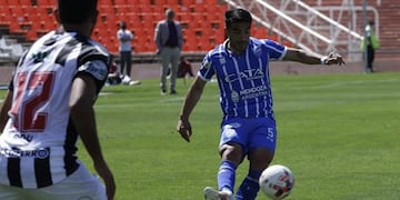 Nelson Acevedo, el alma del Tomba en la mitad de cancha, habló de lo que debe afrontar el equipo del técnico Flores.