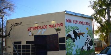 Saqueos en Córdoba capital supermercado Malvinas.