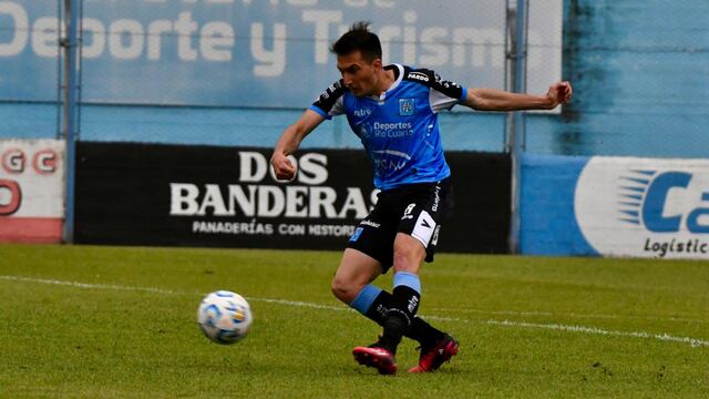 Estudiantes de Río Cuarto recibió a Chaco For Ever por la fecha 36 de la Primera Nacional. (Tomy Fragueiro / La Voz)
