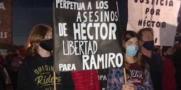 Manifestación en María Juana pidiendo Justicia por la familia Cornalis