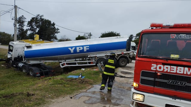 Chocó un camión que transportaba combustible