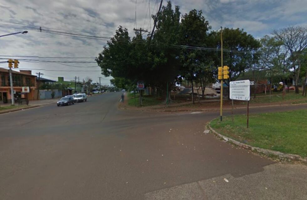 Delincuentes se hicieron pasar por policías, simularon una requisa y le robaron el celular