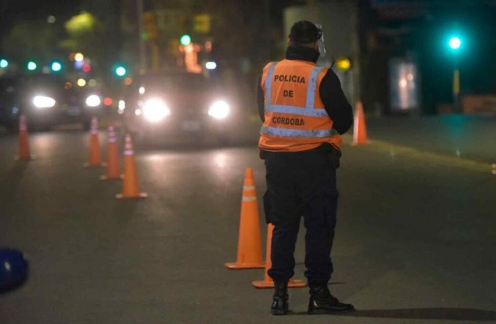 Coronavirus en Córdoba: continúan suspendidas las reuniones sociales y familiares