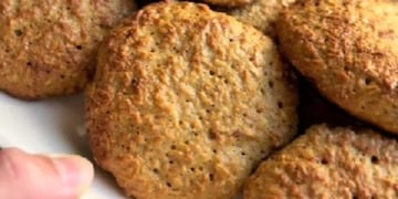 Cómo hacer galletitas de avena y limón sin azúcar.