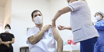 Los delegados barriales recaban datos contribuyendo a la logística previa del plan de vacunación.