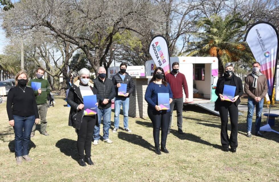 Entregaron 5 créditos a emprendedores por $1.219.200